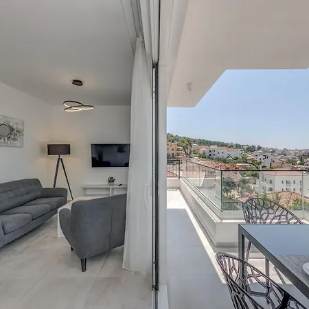 Apartmán Luxury Apart, Beach, Swimming Pool, Okrug, Trogir Kovacic