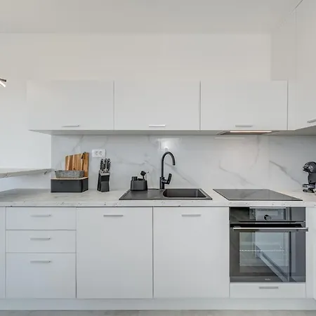 Luxury Apart, Beach, Swimming Pool, Okrug, Trogir * Kovacic