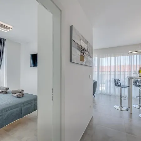 Apartamento Luxury Apart, Beach, Swimming Pool, Okrug, Trogir *
