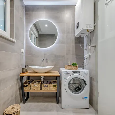 Luxury Apart, Beach, Swimming Pool, Okrug, Trogir *