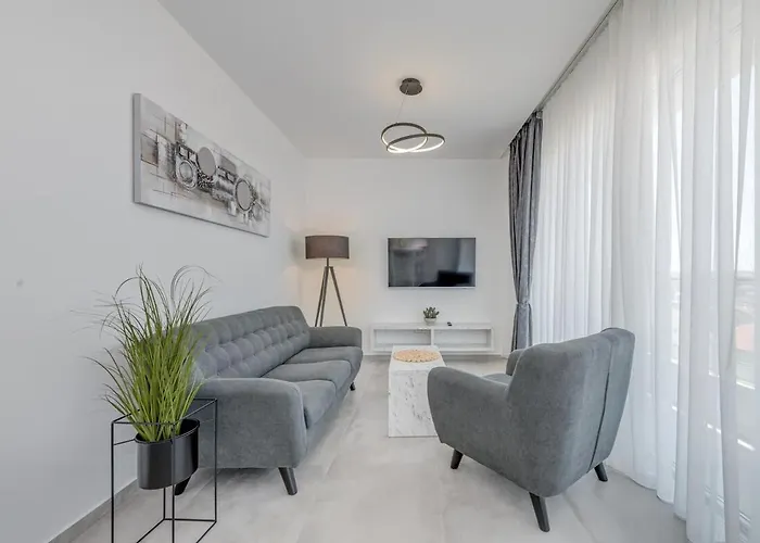 Lejlighed Luxury Apart, Beach, Swimming Pool, Okrug, Trogir