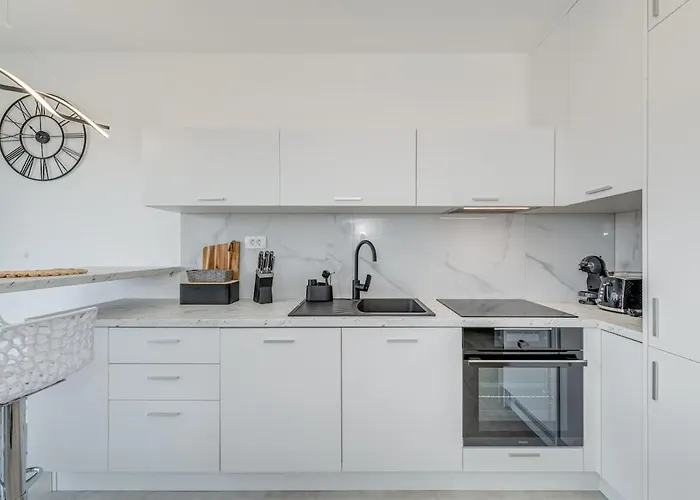 Luxury Apart, Beach, Swimming Pool, Okrug, Trogir * Kovacic