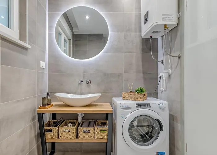 Luxury Apart, Beach, Swimming Pool, Okrug, Trogir *