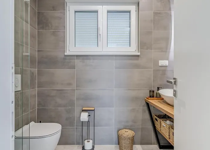 Lejlighed Luxury Apart, Beach, Swimming Pool, Okrug, Trogir